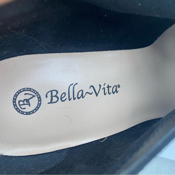 Lady - Picture 4 of 4